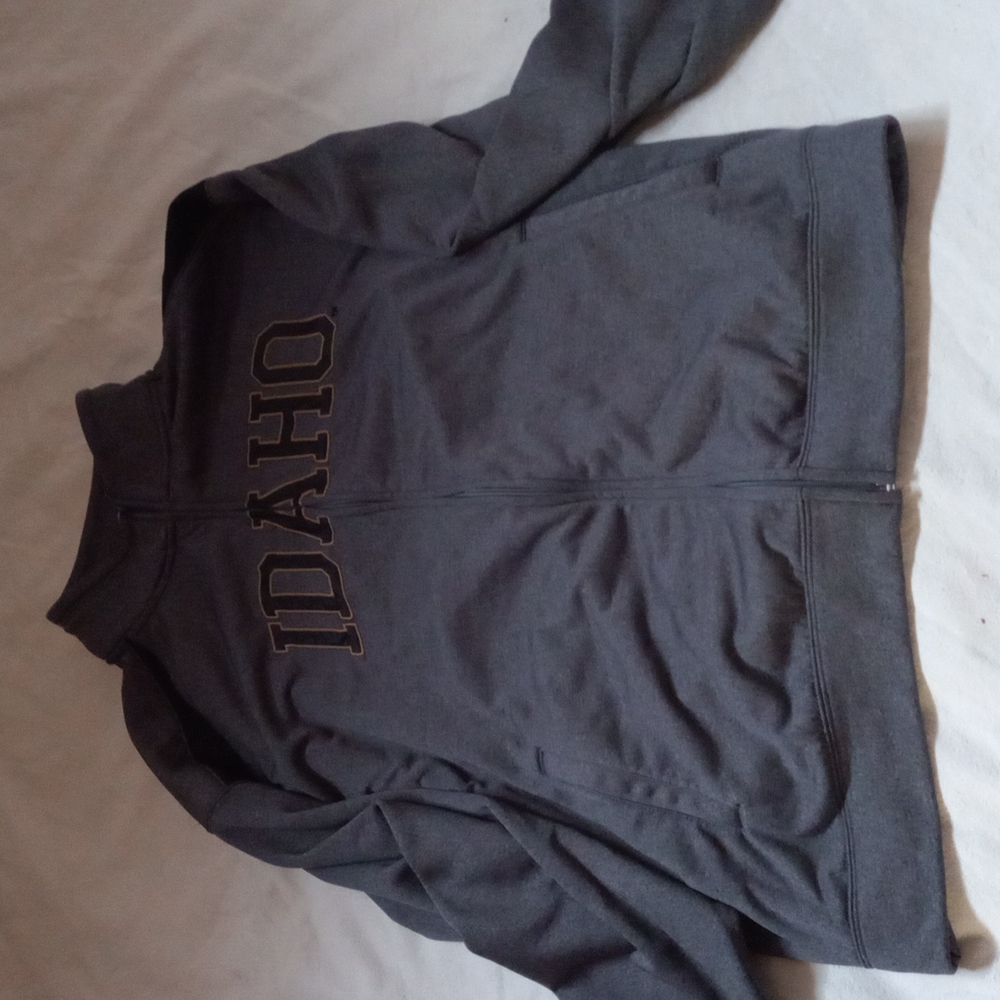Xl Idaho zip up sweatshirt. Like new